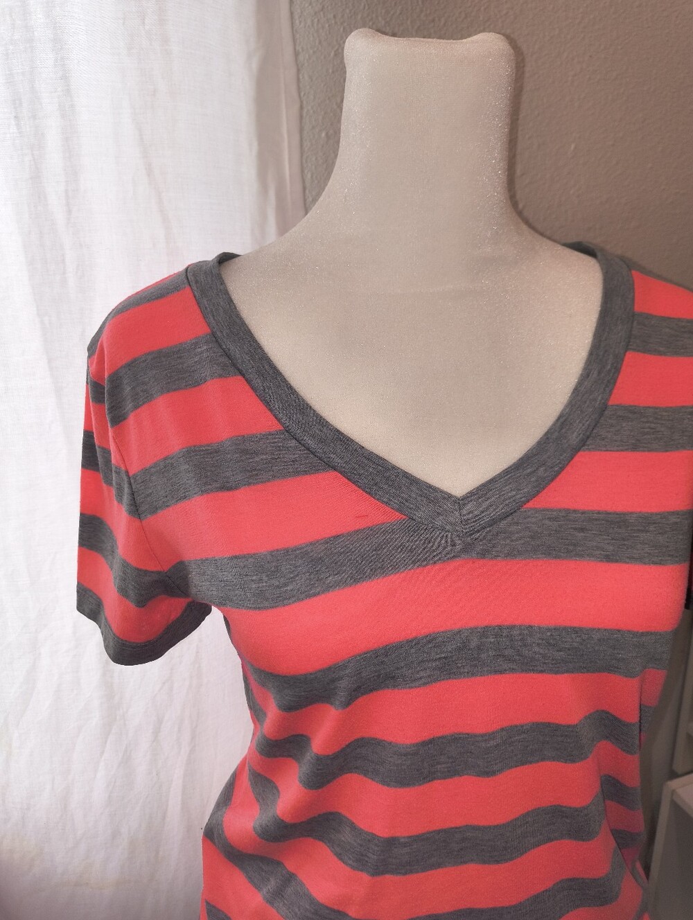 Rue 21 Pink & Gray Top - Picture 2 of 3